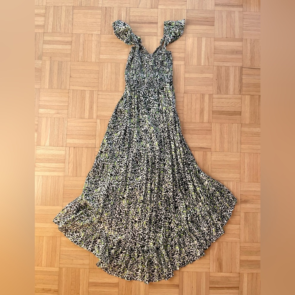 Floral Green Midi Dress with smocking and flutter sleeves - Picture 5 of 5